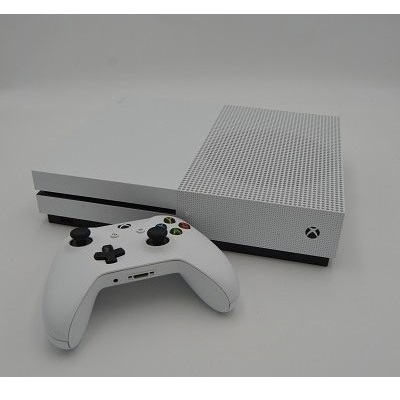 XBOX One S - Hvid - 1 TB HDD - Konsol - SNR 020514293616 (B Grade) (Genbrug)